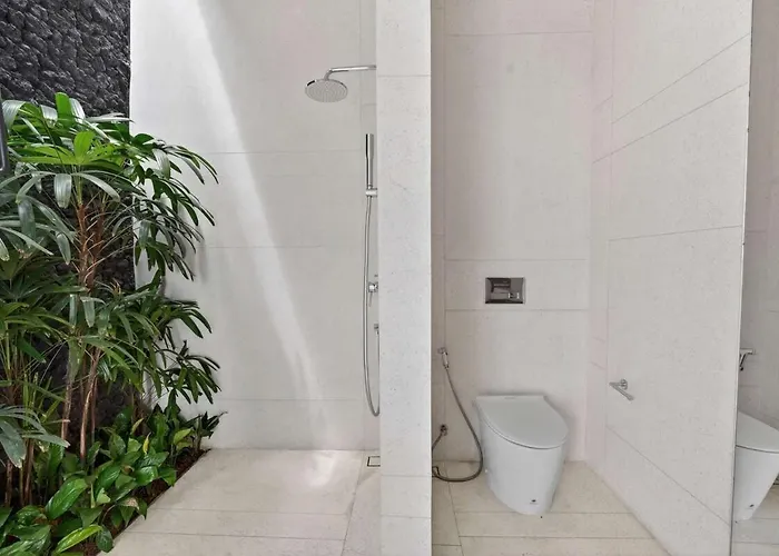 Celia 3br With Pool & Rice Field View Villa *